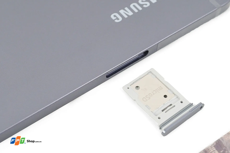 hỗ trợ thẻ nhớ microSD