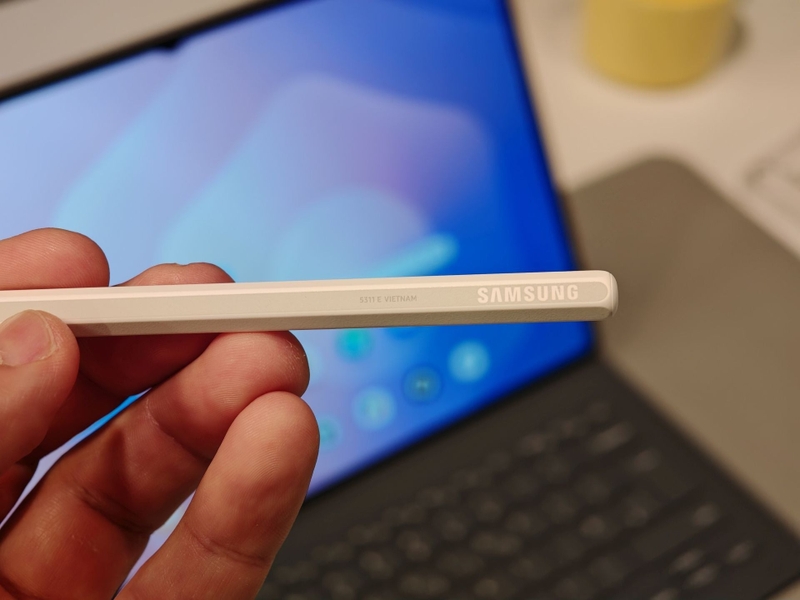 So sánh Galaxy Tab S11 và Tab S11 Ultra 3