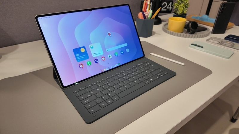 So sánh Galaxy Tab S11 và Tab S11 Ultra 9