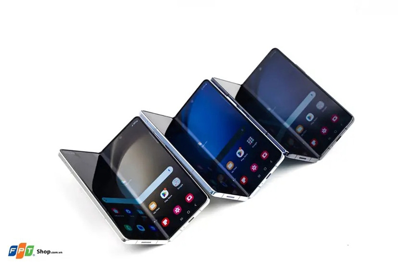 So sánh Galaxy Z Fold 7 và Galaxy Z Fold 5 (ảnh 2)