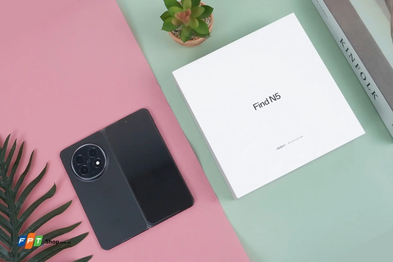 So sánh Galaxy Z Fold 7 và OPPO Find N5 7