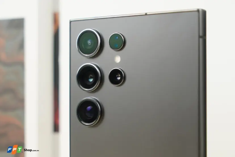 So sánh Google Pixel 9 Pro XL và Galaxy S24 Ultra - hình 6