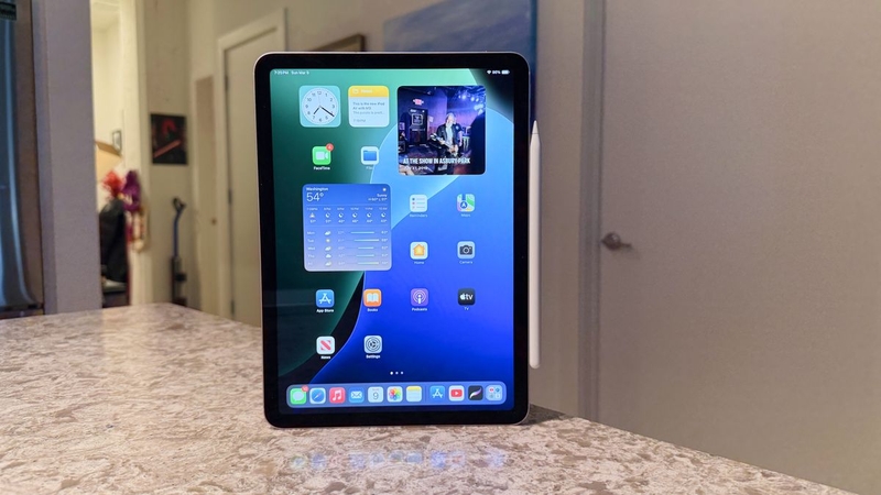 So sánh iPad 2025 và iPad Gen 10 - hình 7
