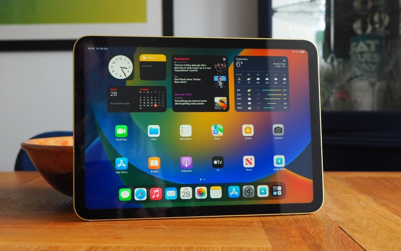 Màn hình: iPad Gen 10 rộng rãi, iPad mini 6 sắc nét hơn