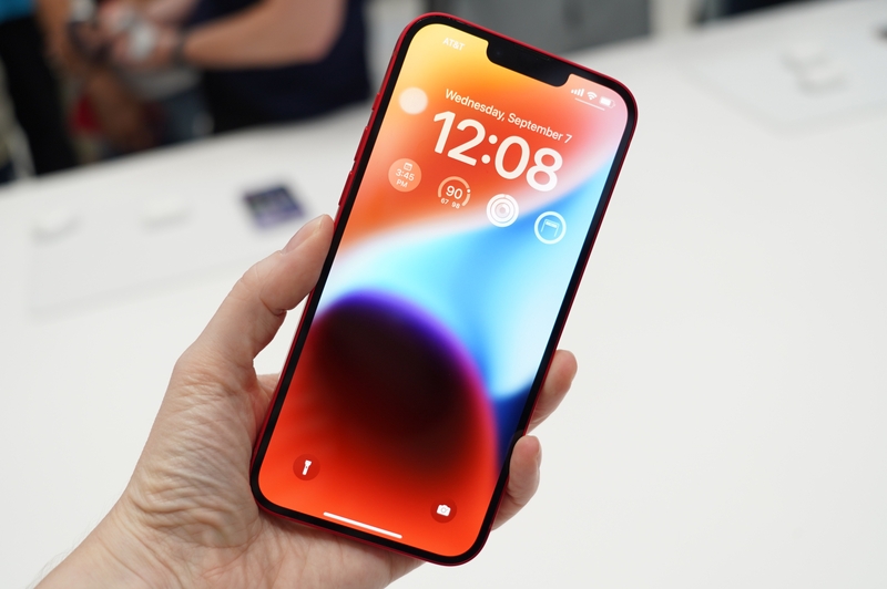 So sánh iPhone 16 Plus và iPhone 14 Plus 6