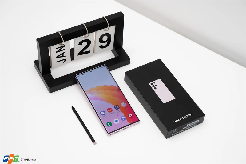 So sánh iPhone 16 Pro Max và S23 Ultra - hình 7