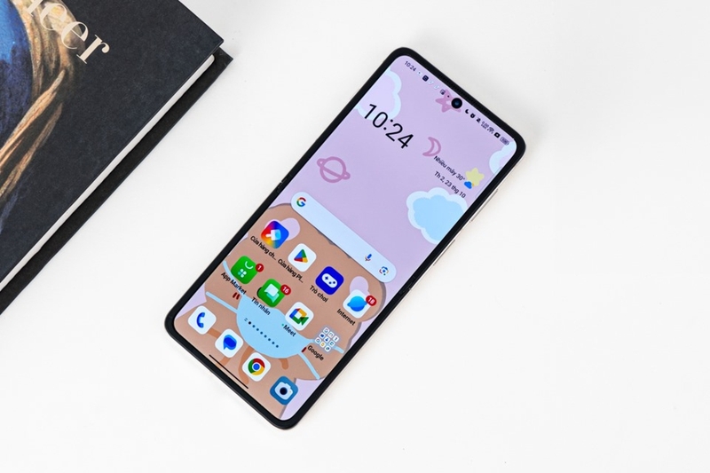 So sánh iPhone 16 Pro và OPPO Find N3 Flip (ảnh 4)