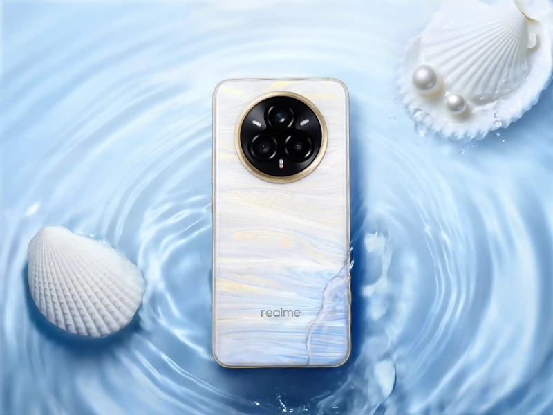 so sánh iphone 16 pro và realme 14 pro ảnh 2