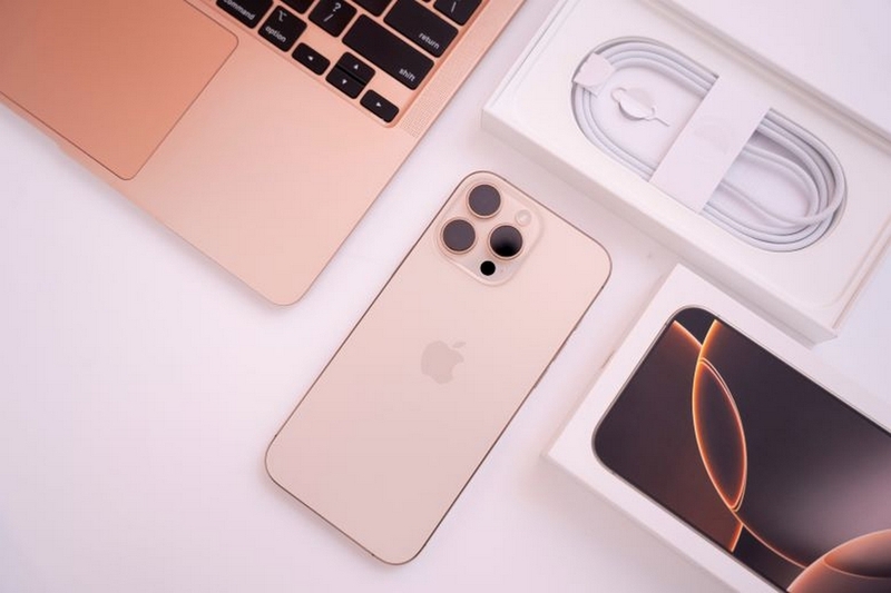so sánh iphone 16 pro và xiaomi 14 pro ảnh 1