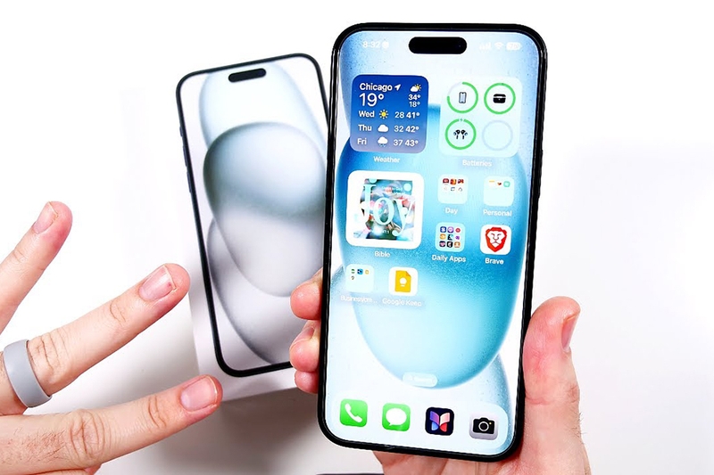 So sánh iPhone 16 và iPhone 15 Plus (hình 5)