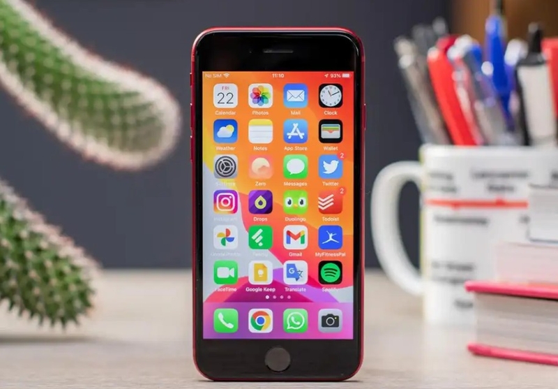 So sánh iPhone 16e và iPhone SE 2022 - hình 3