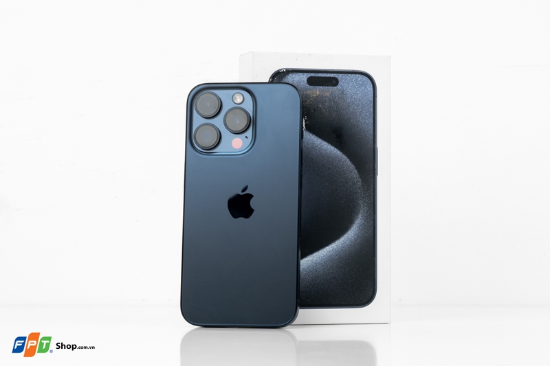 So sánh iPhone 17 Pro Max và iPhone 15 Pro 1