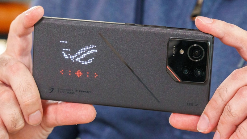 So sánh iPhone 17 Pro Max và ROG Phone 9 Pro hình 4