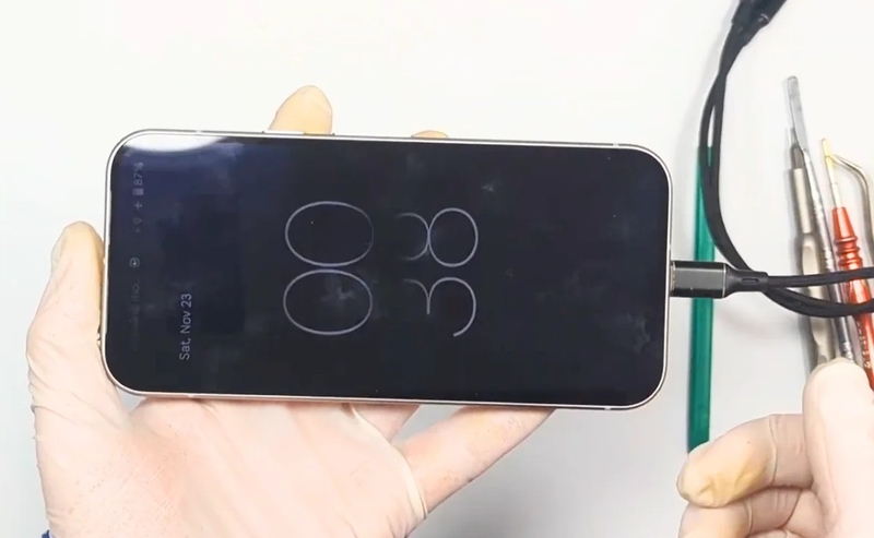So sánh iPhone 17 và Google Pixel 9 hình 11