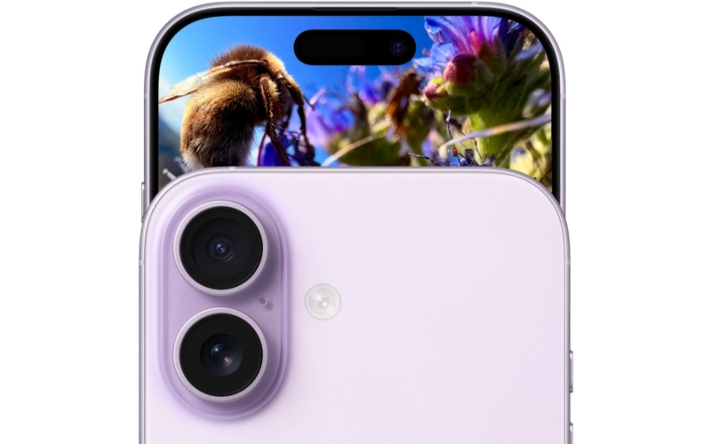 Camera: Camera selfie 18MP và tính năng Center Stage ấn tượng