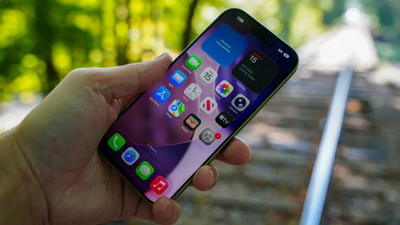 So sánh iPhone 17e và iPhone 17 - hình 6