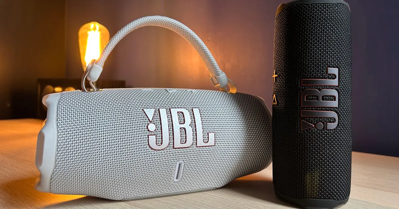 so-sanh-jbl-charge-6-va-flip-7-7.png