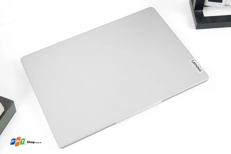 So sánh Lenovo IdeaPad Slim 3 2025 và Slim 5 2024 4