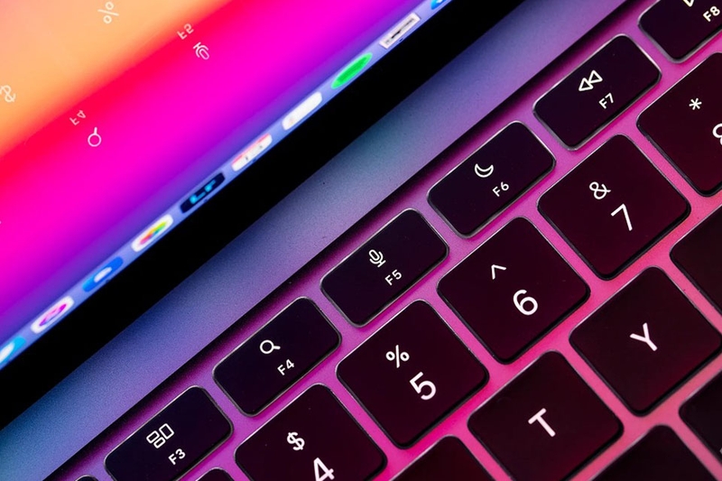 so-sanh-macbook-m1-va-intel-8.jpg