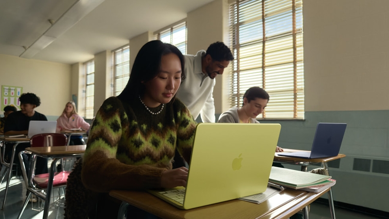 so sánh macbook neo và macbook pro hình 14