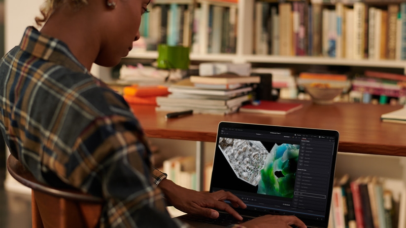 so sánh macbook neo và macbook pro hình 15