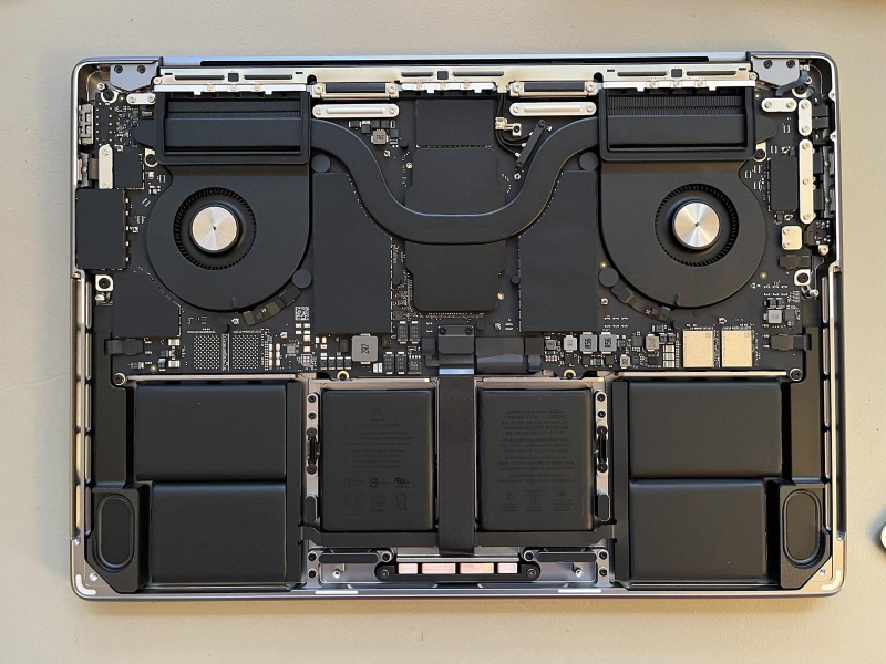 so sánh Macbook Pro M1 14 inch và 16 inch - Hình 9
