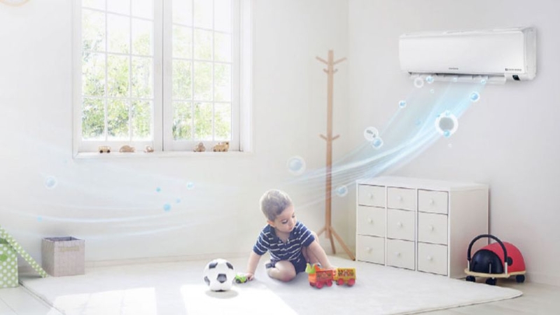 so sánh máy lạnh Samsung và AQUA 5