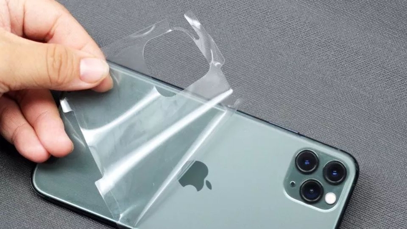 so sánh miếng dán PPF và cường lực 1