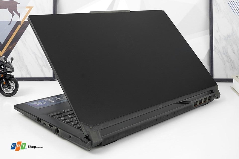 So sánh laptop MSI Modern và MSI Cyborg - 08