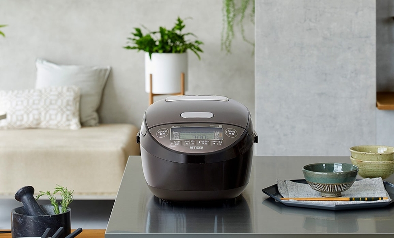 So sánh nồi cơm điện cao tần Zojirushi và Tiger hình 2