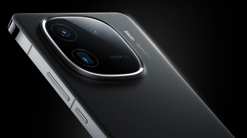 So sánh Nothing Phone 3 và iQOO 13 - hình 6