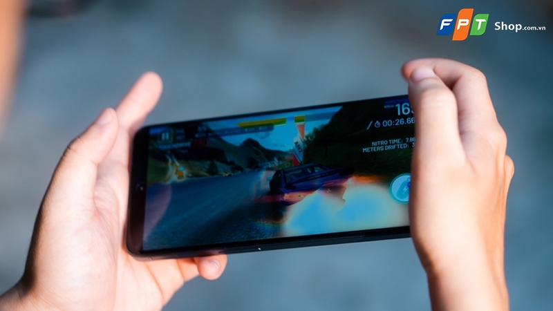 Hệ thống loa kép stereo giúp nâng cấp trải nghiệm chơi game