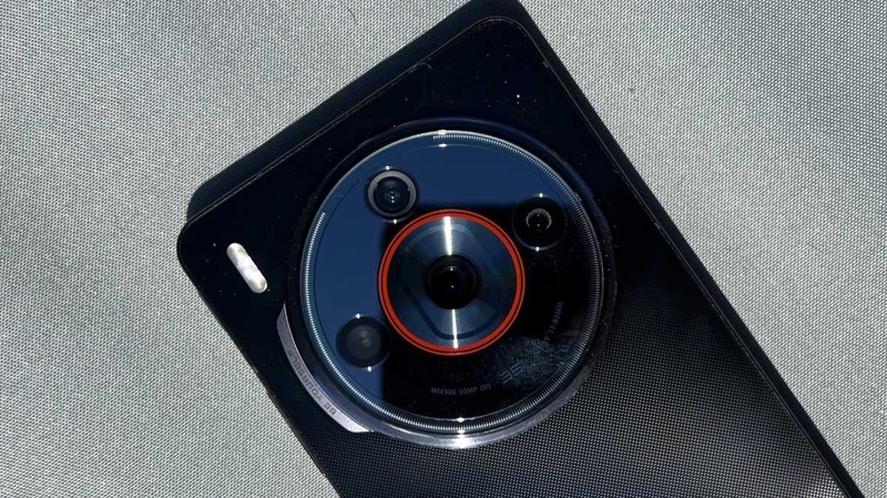So sánh nubia Z60S Pro và Xiaomi 14T 8