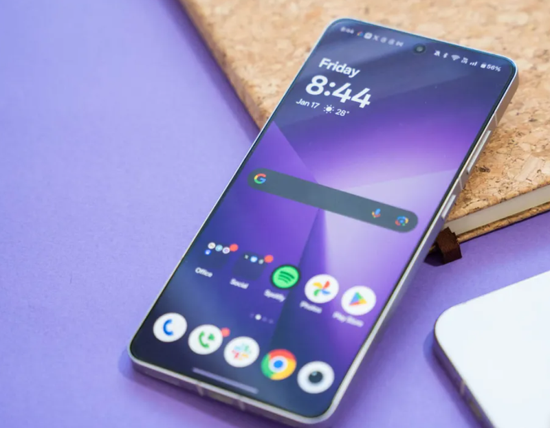 so sanh oneplus 13r va iqoo 12 ve phan mem