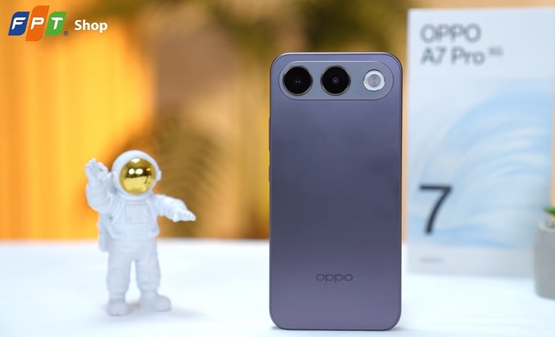So sánh OPPO A7 Pro và Samsung Galaxy S25 FE - hình 1
