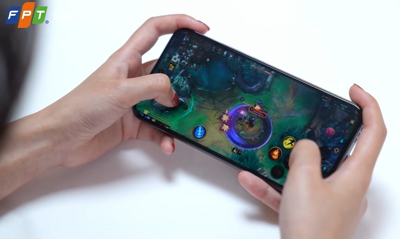 So sánh OPPO A7 Pro và Samsung Galaxy S25 FE - hình 8