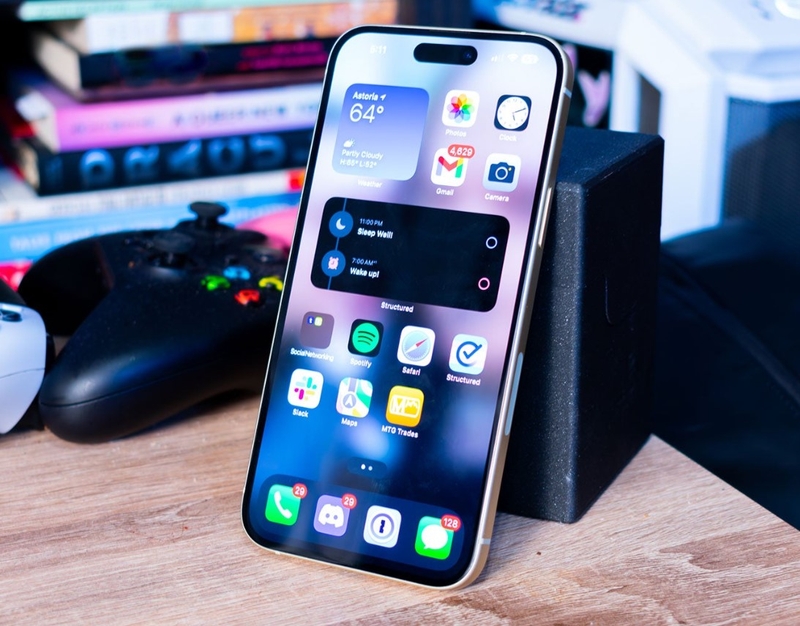 So sánh OPPO Find N6 và iPhone 15 - hình 8