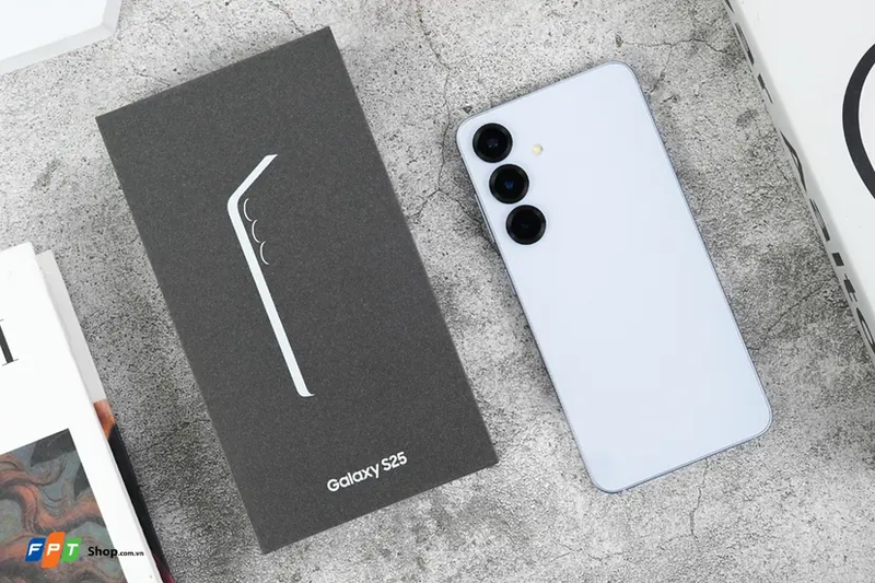 So sánh OPPO Find X9 và Samsung S25 1