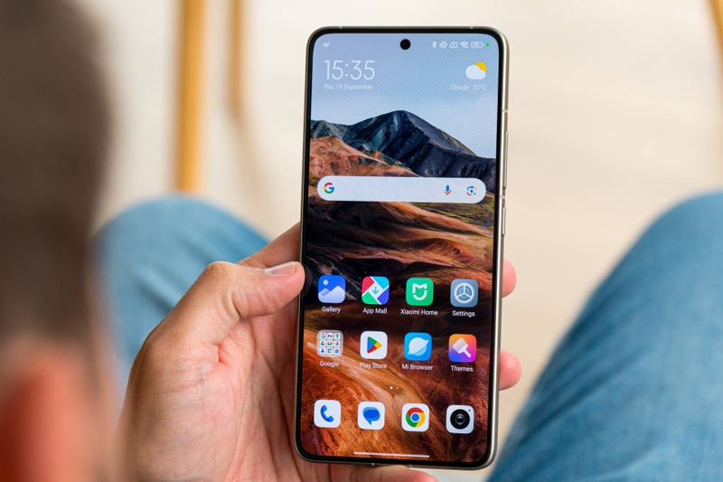 So sánh OPPO Reno13 Pro và Xiaomi 14T Pro - hình 4