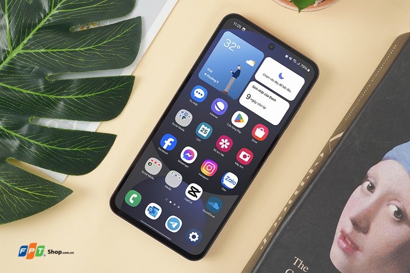 so sanh oppo reno14 va galaxy s24 fe ve thiet ke ve hieu nang