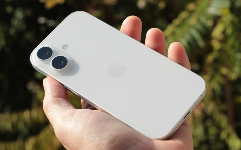 So sánh OPPO Reno15 và iPhone 17 - hình 10