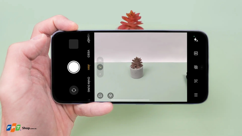 So sánh OPPO Reno14 F và Nothing Phone 3A 7