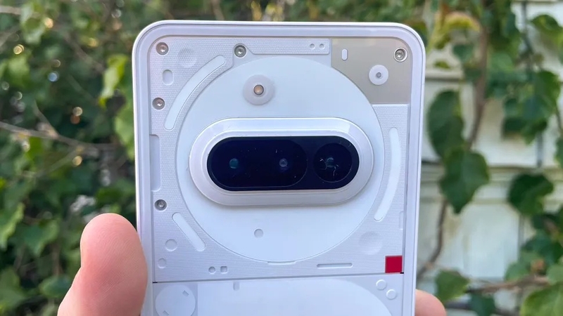 So sánh OPPO Reno14 F và Nothing Phone 3A 6