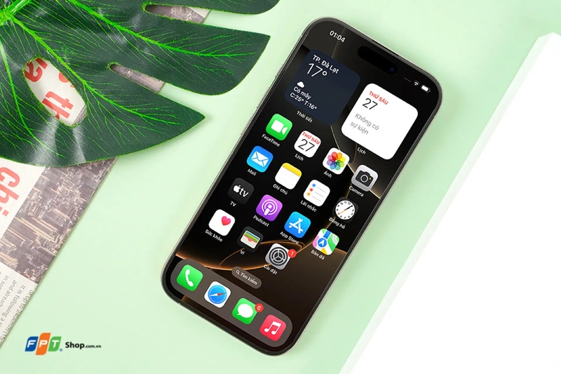 So sánh Pixel 10 Pro và iPhone 16 Pro 4