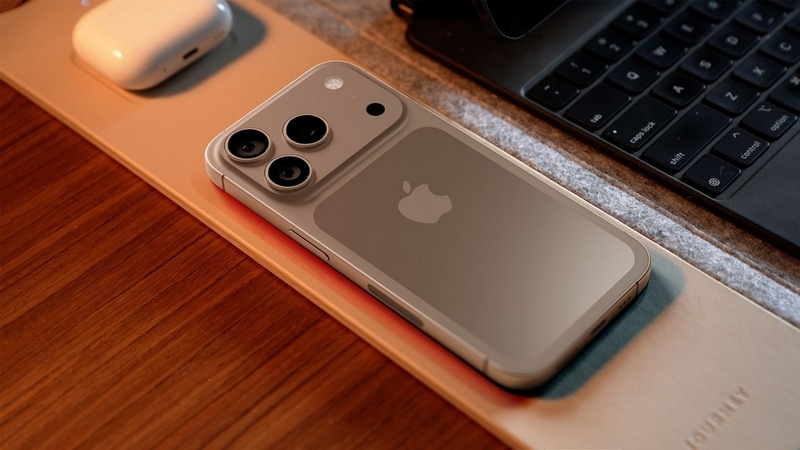 so sánh poco m8 pro và iphone 17 pro ảnh 1