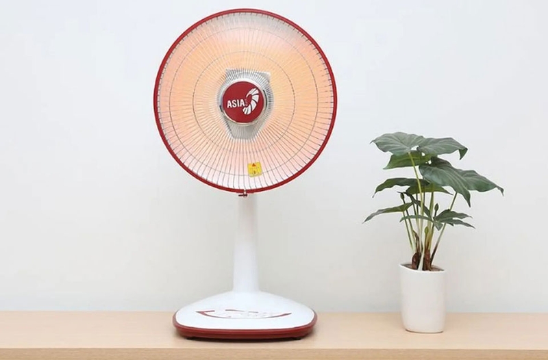 So s&aacute;nh quạt sưởi v&agrave; đ&egrave;n sưởi - 07