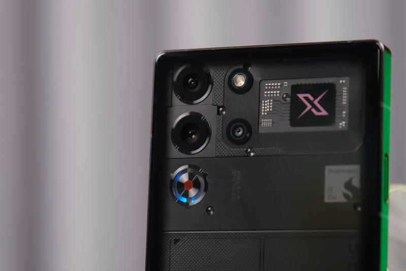 So sánh RedMagic 10 Pro và 10 Pro Plus (9)
