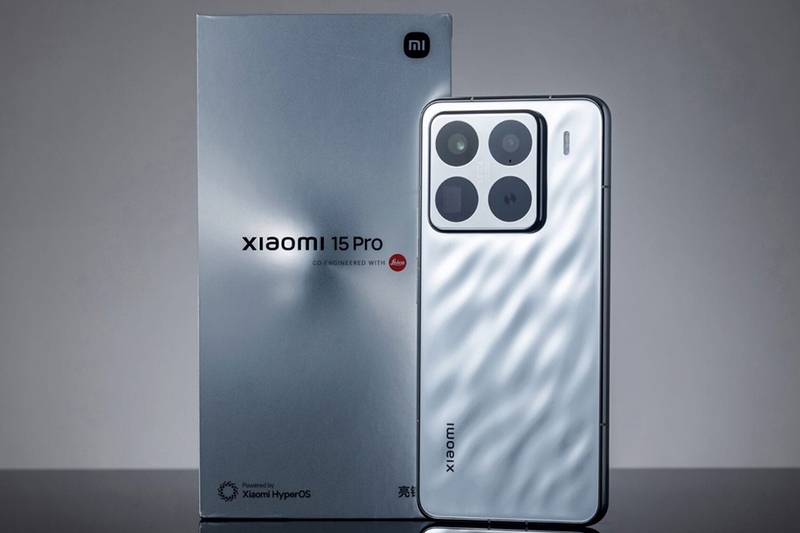 So sánh S25 Ultra và Xiaomi 15 Pro 1