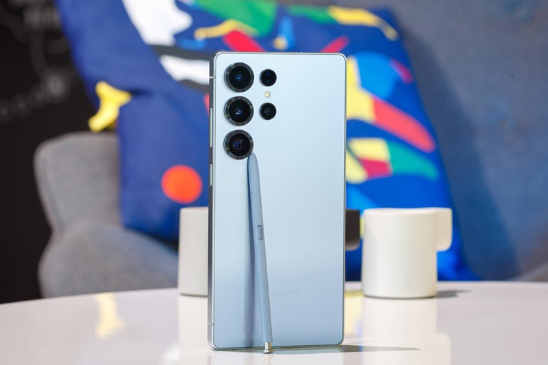So sánh S25 Ultra và Xiaomi 15 Pro 23