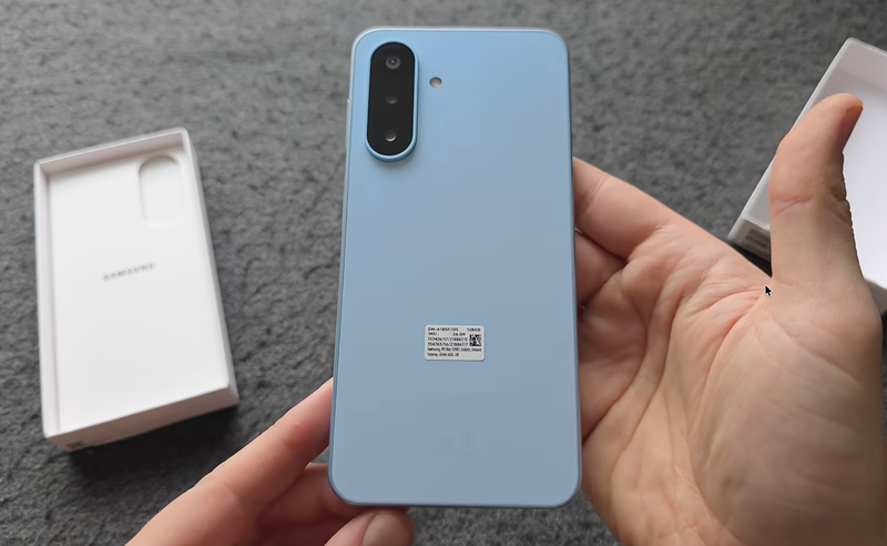 so sánh Samsung Galaxy A18 và Galaxy A08 - Hình 6